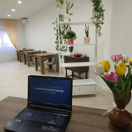4 Seasons Trastevere Guest house