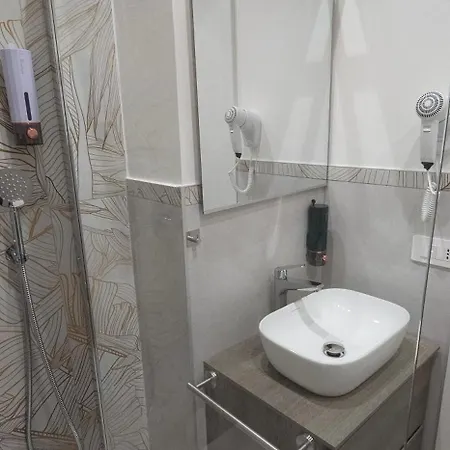 4 Seasons Trastevere Guest house Rome