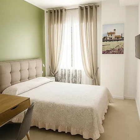 4 Seasons Trastevere