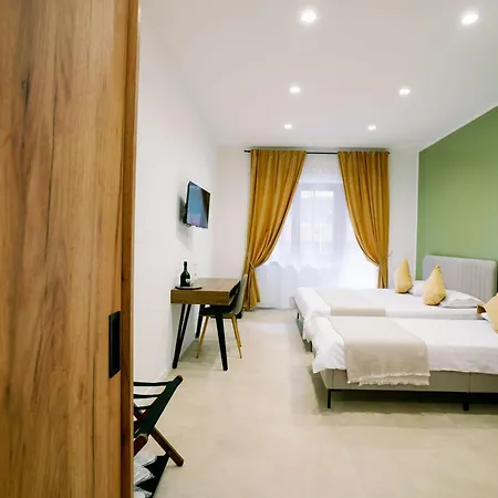 4 Seasons Trastevere Gasthof 4*