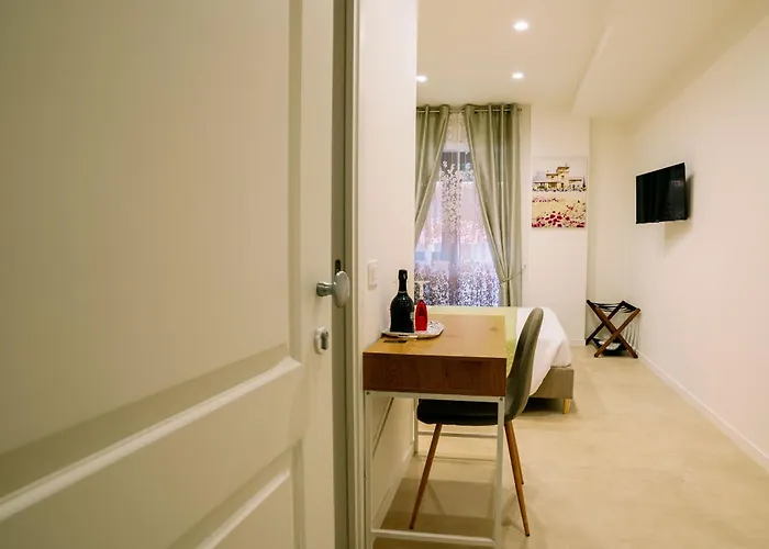 4 Seasons Trastevere 4* Rome